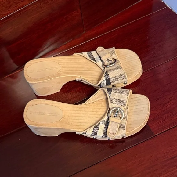 Burberry Black and Cream Checkered Mules - Picture 3 of 3